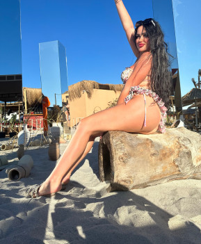 Ariana - escort review from Istanbul, Turkey